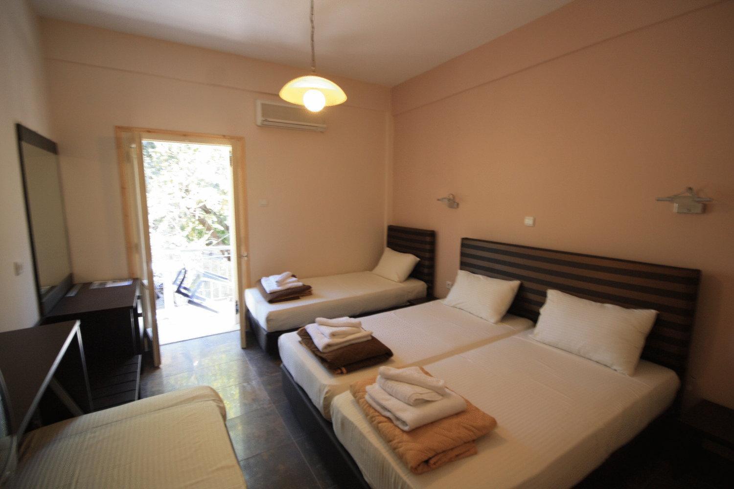Ulrika Hotel Aegina Luaran gambar